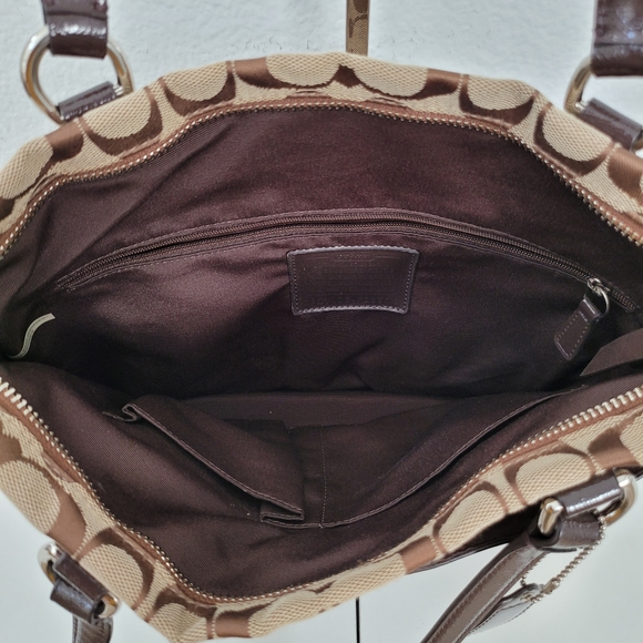 Gently used Coach purse - Picture 4 of 6